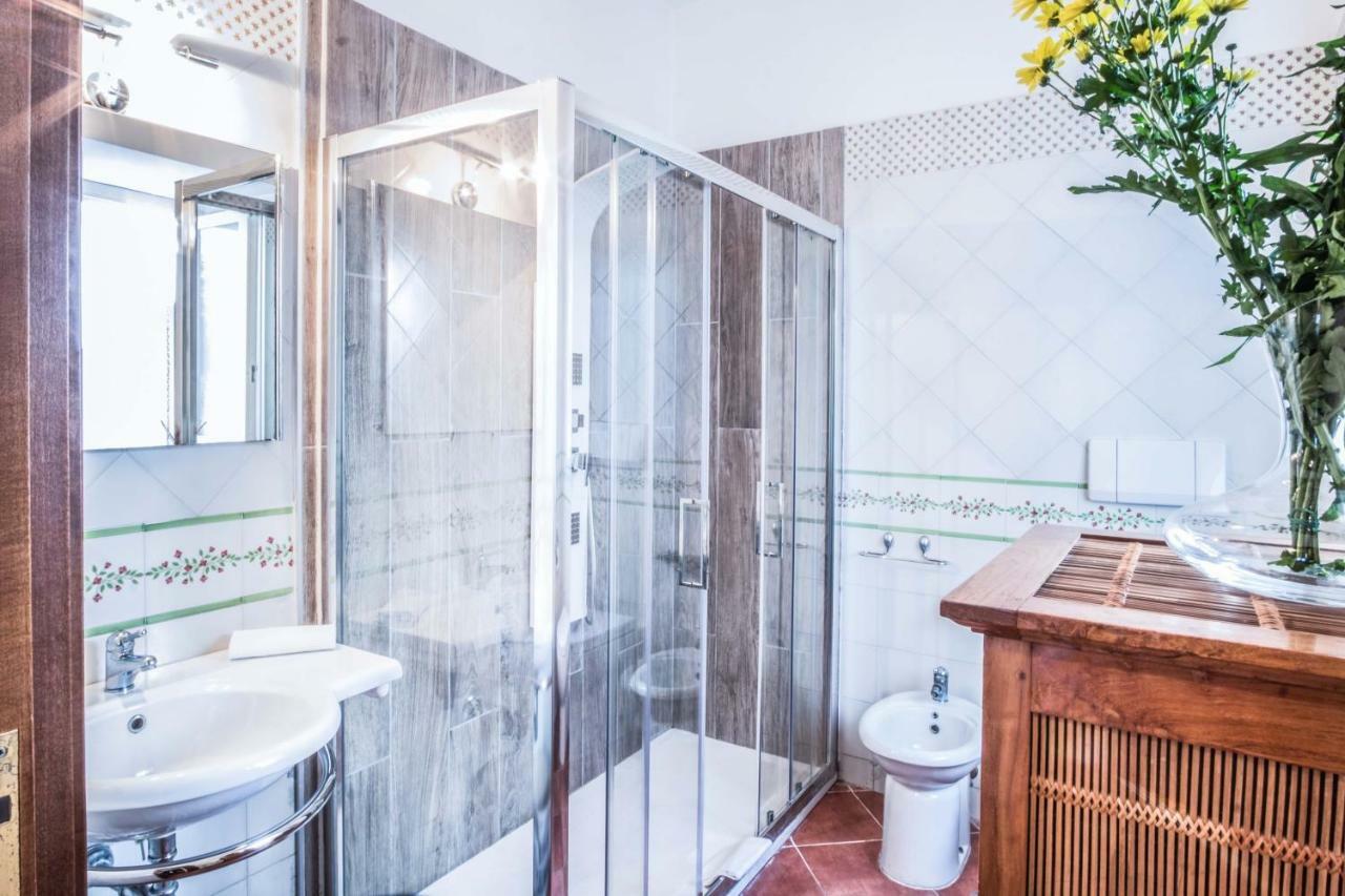 Amore Rentals - Maison Palazzo Correale Sorrento Esterno foto
