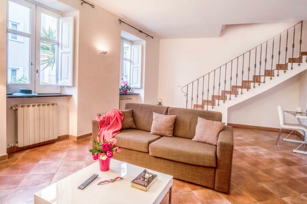 Amore Rentals - Maison Palazzo Correale Sorrento Esterno foto